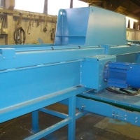 Blue Diamond Mini MK2 Shavings Mill Freestanding c/w Electrical Panel Log Lengths up to 1.2m Production up to 2000kgs of EXCELLENT Wet shavings per hour OPTION AVAILABLE - MINI MAX LOGS UP TO 2.4m
